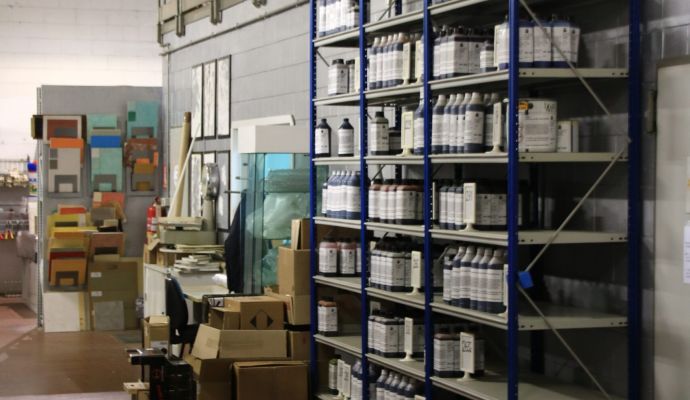 Esempio dalla galleria fotografica di JOLLY VERNICI SRL